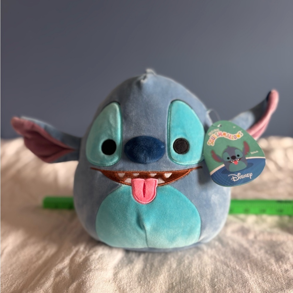 Squishmallow Stitch 7”